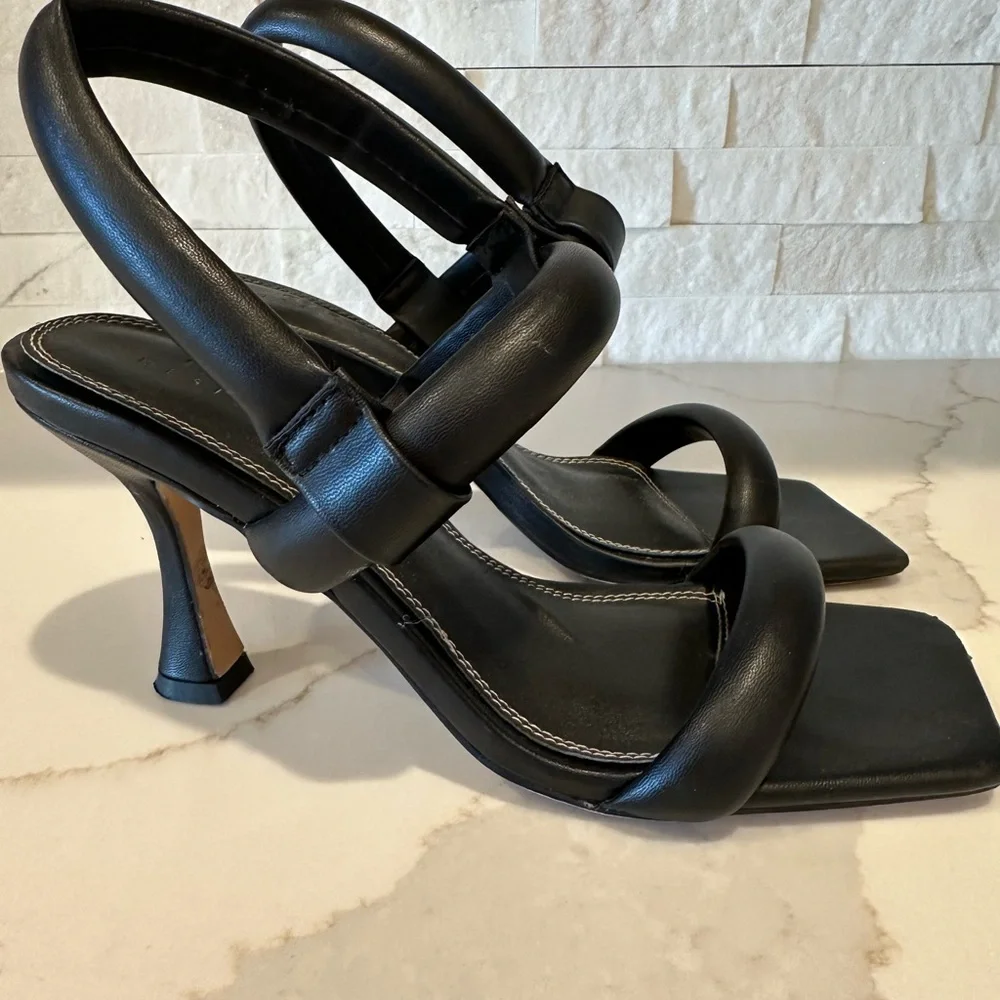 Leather padded slingback heels - Picture 3 of 7